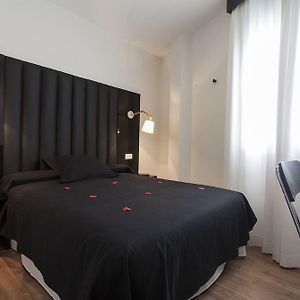 Apartamentos Picasso Suites Malaga